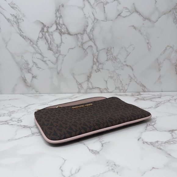 Michael Kors JST Large Top Zip Wristlet - Picture 6 of 8